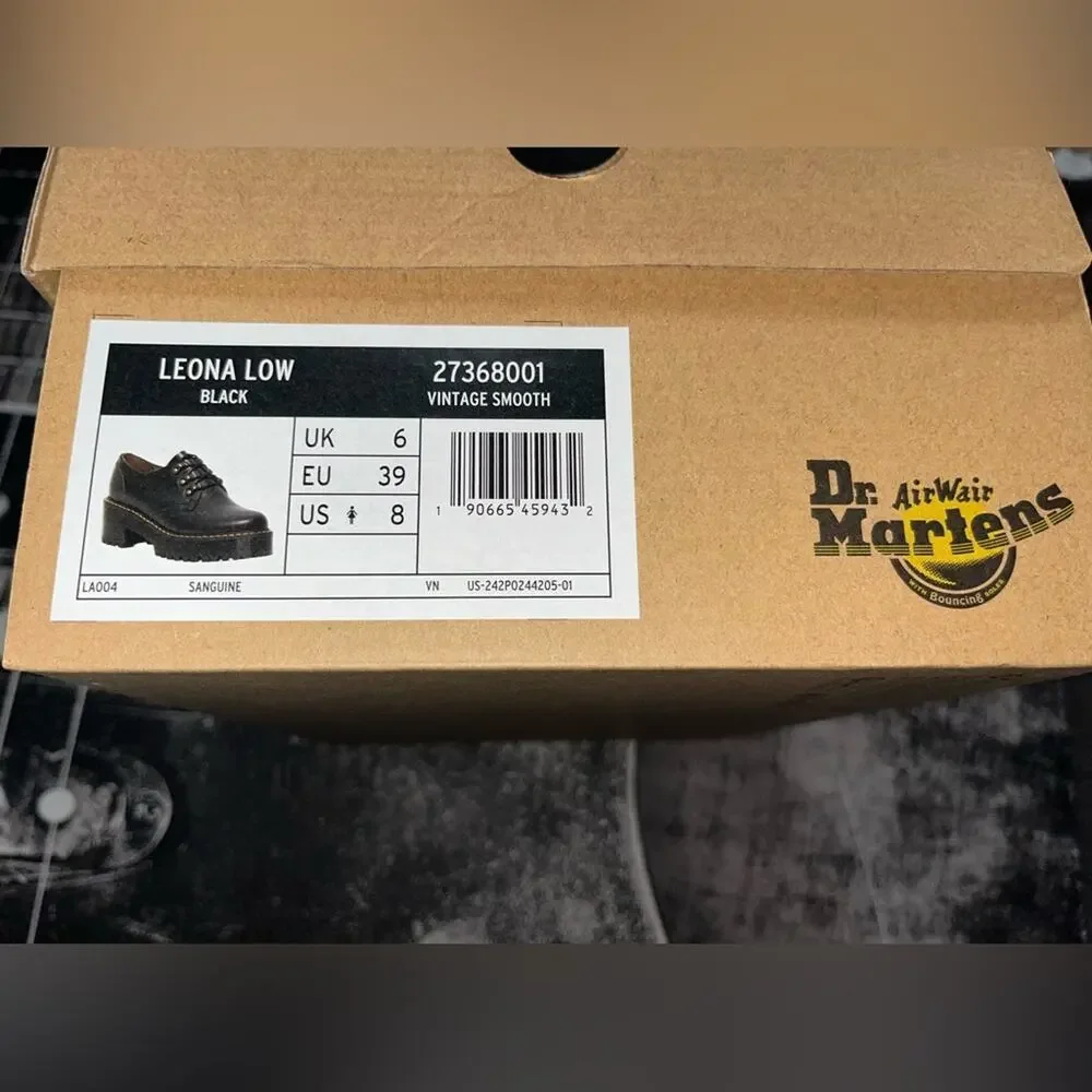 NIB Dr. Martens Leona Lug Sole Platform Derby